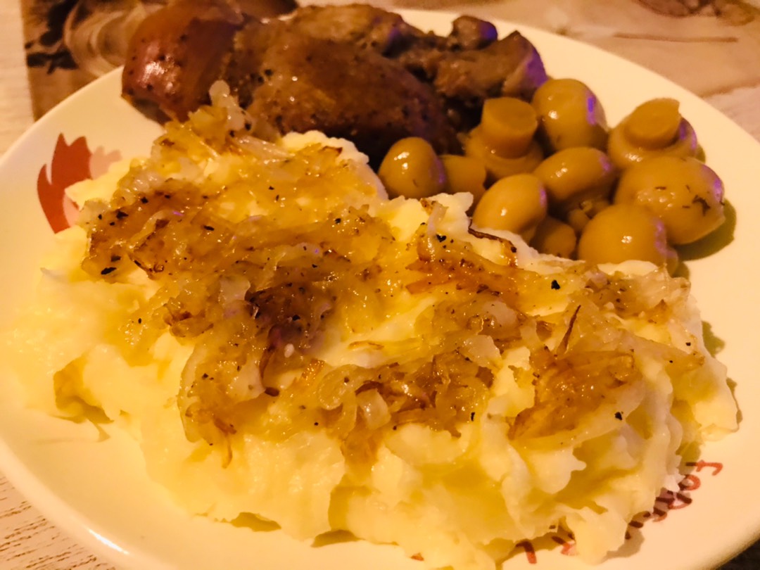 Пюре картофельное на масле и сыре