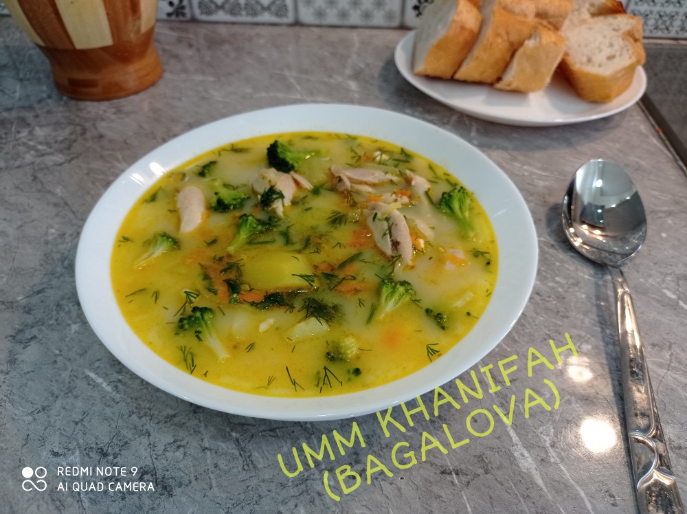 Суп с куриными ножками