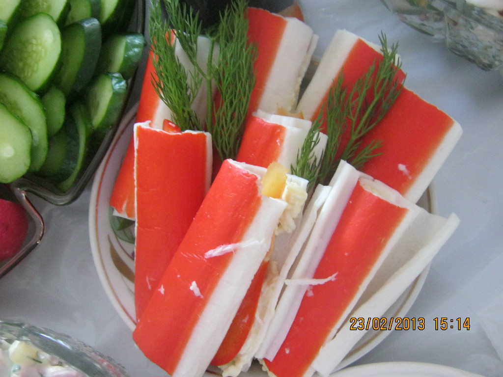 Кальмары, фаршированные рисом и крабовыми палочками - фото рецепт кулинарного портала zelgrumer.ru