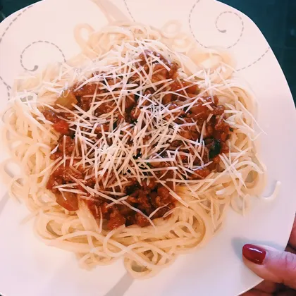 Спагетти болоньез