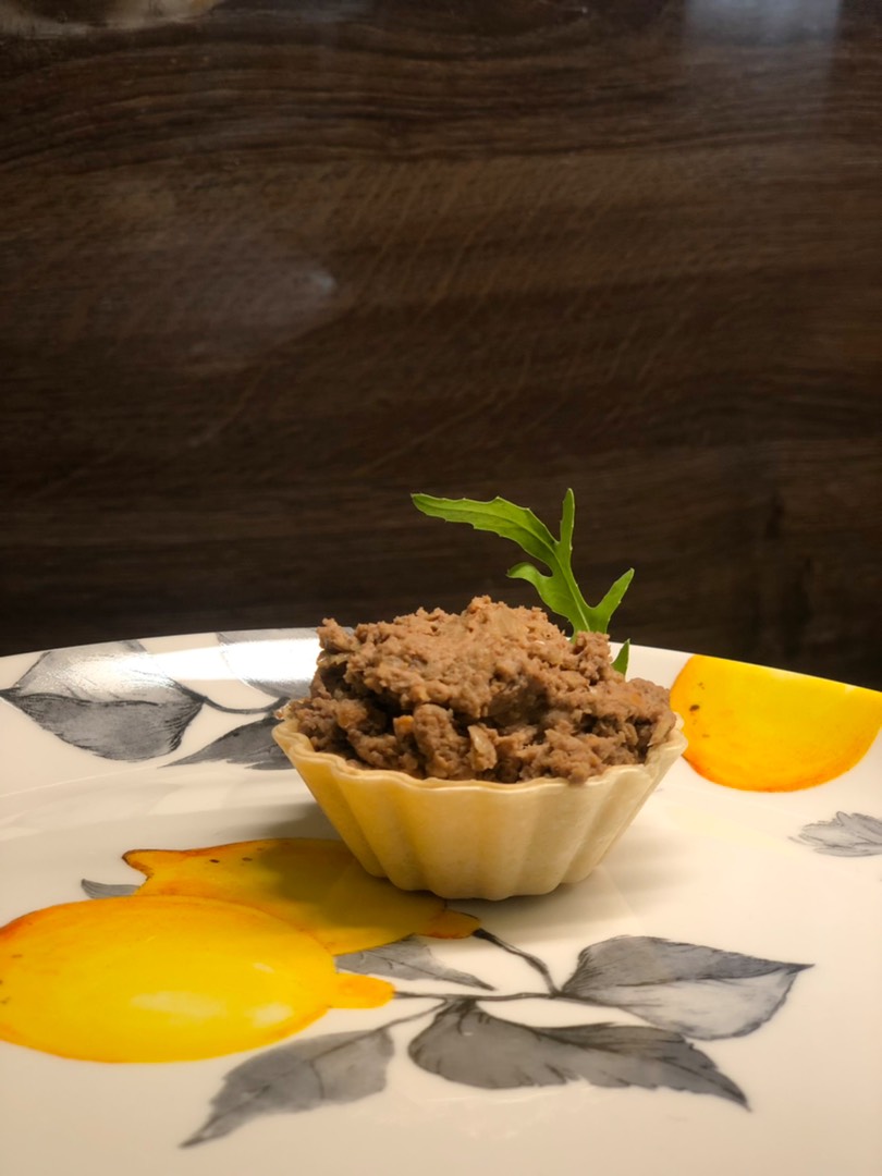 Рулет из печени со сливочным маслом и зеленью - простой и вкусный рецепт с пошаговыми фото