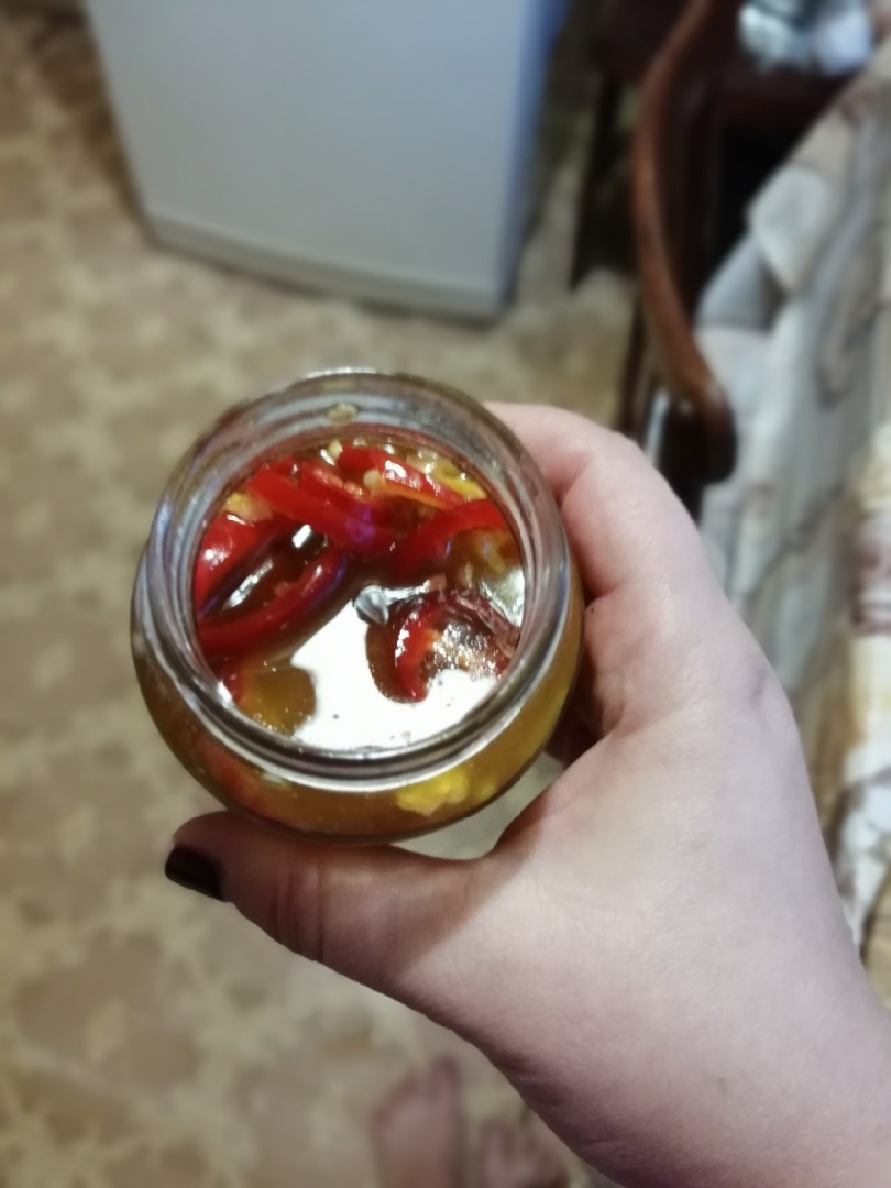 Перец чили маринованный