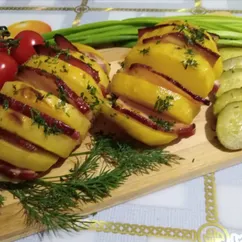 Картошка-гармошка с грудинкой в духовке. 🥔🥓