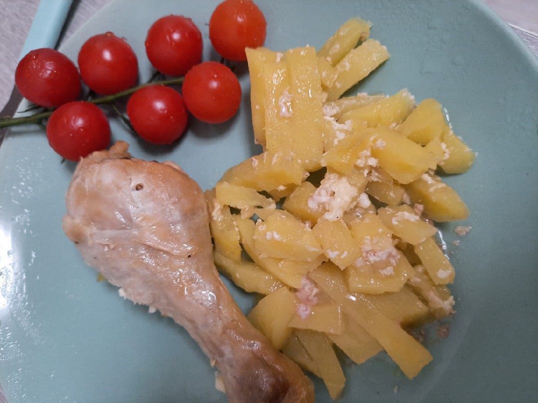 Курица с картошкой, чесноком и сыром для всей семьи
