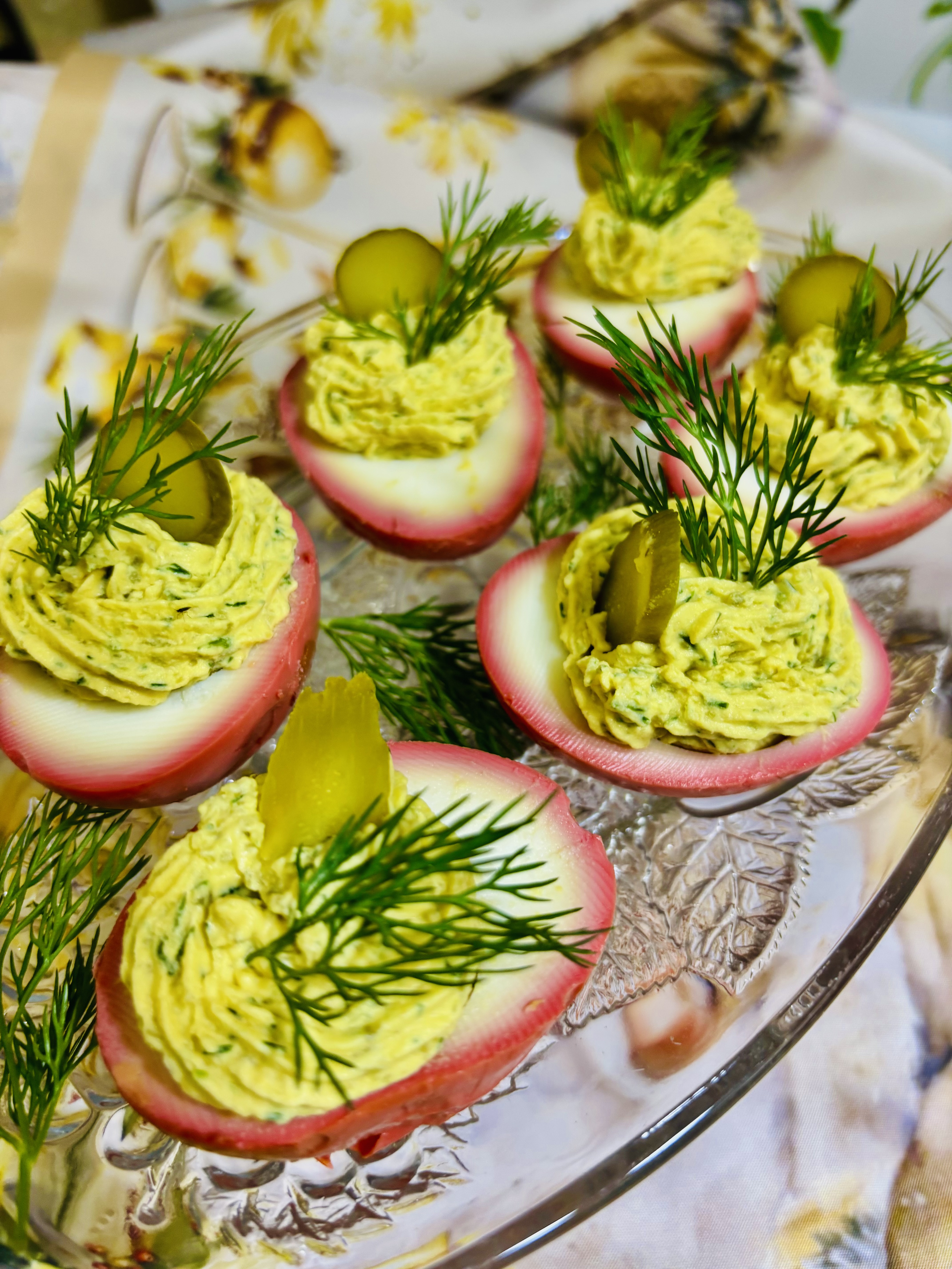 Новогодняя закуска из яиц