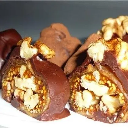Домашние конфеты-трюфели из инжира с орехами
