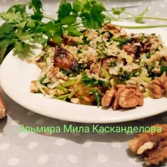 Кабачки или цукини с грецкими орехами и чесноком