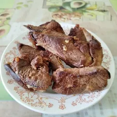  Свиные ребрышки на сковороде