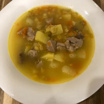Суп из смеси бобовых с индейкой