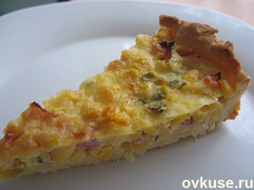 Киш с кукурузой и ветчиной