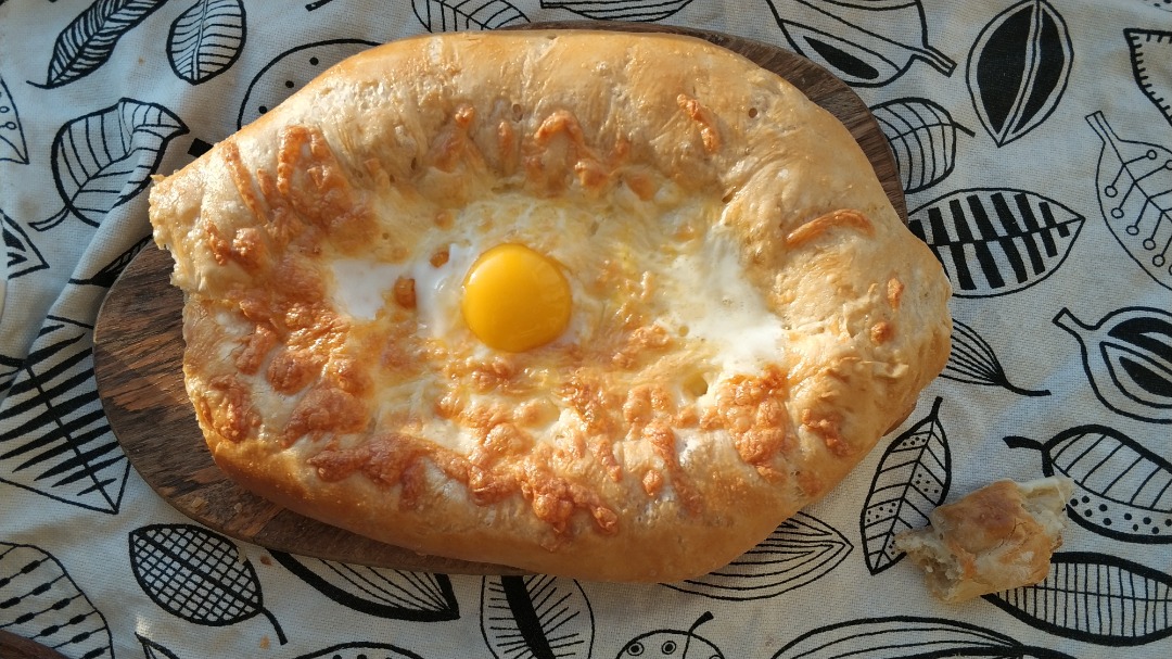 Хачапури по-аджарски