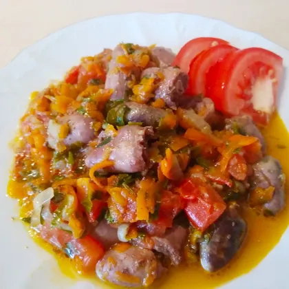 Куриные сердечки с овощами