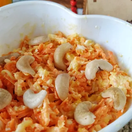 Морковный салат с сыром