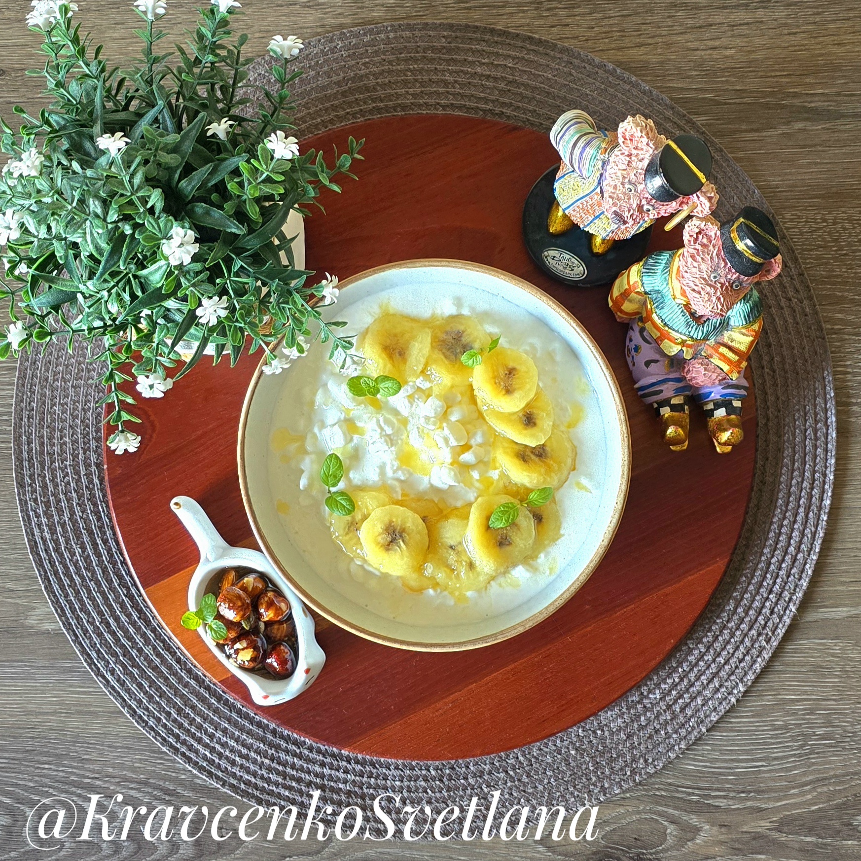 Творог с карамелизированными бананами