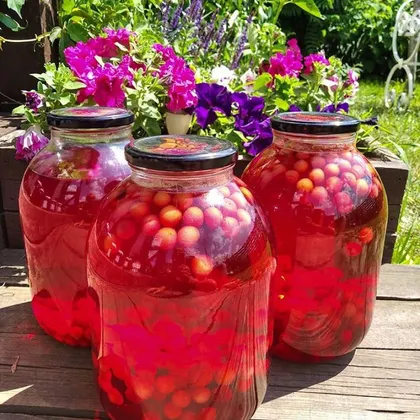 Компот из любимых ягод🍒🍓