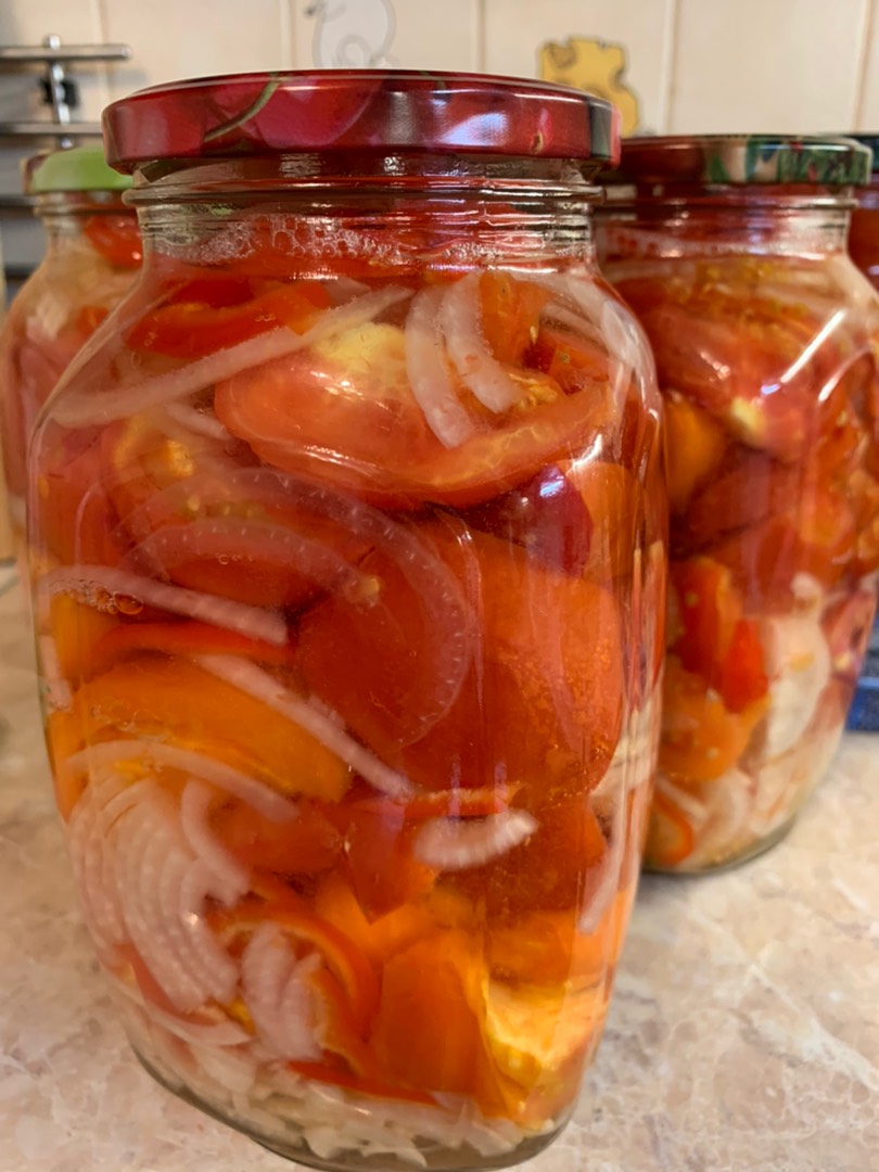 Салат овощной в маринаде