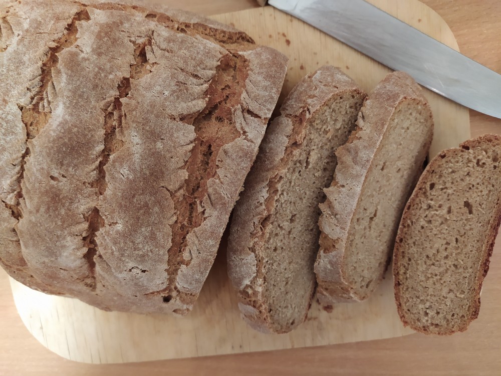 Хлеб из цельнозерновой и ржаной муки, дрожжевой (веганский)