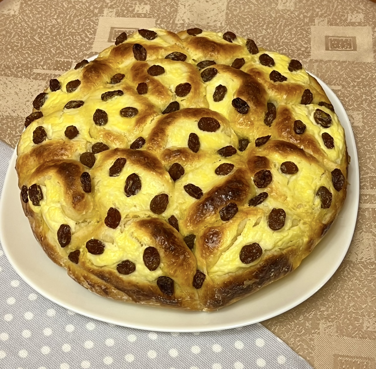 Пирог с творожной начинкой