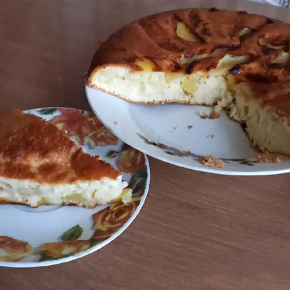 Шарлотка с яблоками