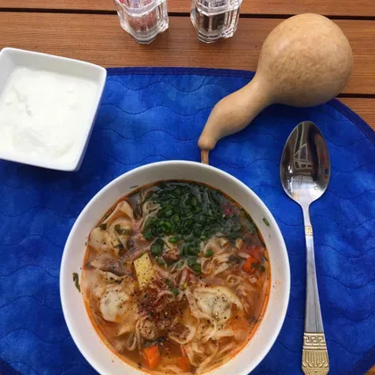 Угра-чучвара (Суп с лапшой и пельменями)