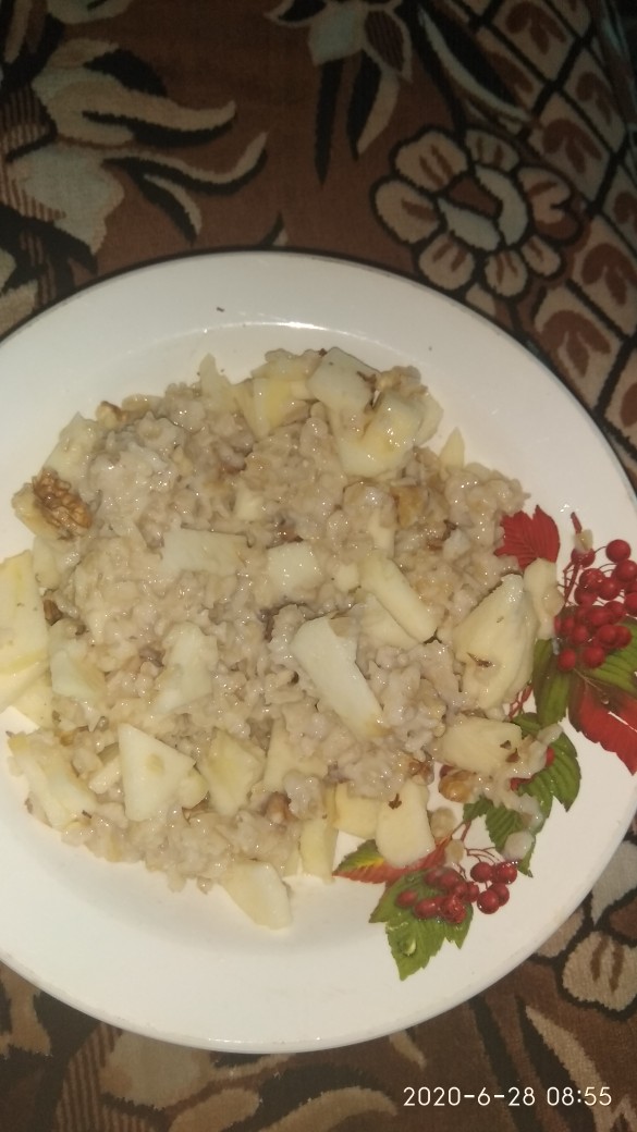 ПП овсяная каша с яблоком и орехами