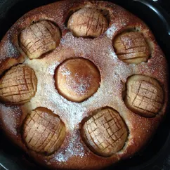 Пирог с яблоками