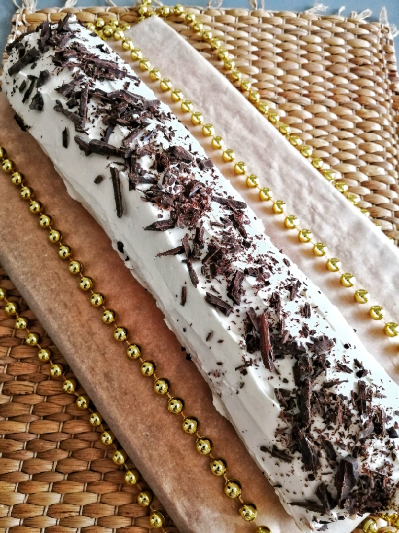 Рулет из меренги