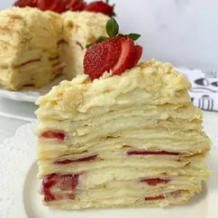 Самый вкусный Наполеон с клубничной прослойкой🍓