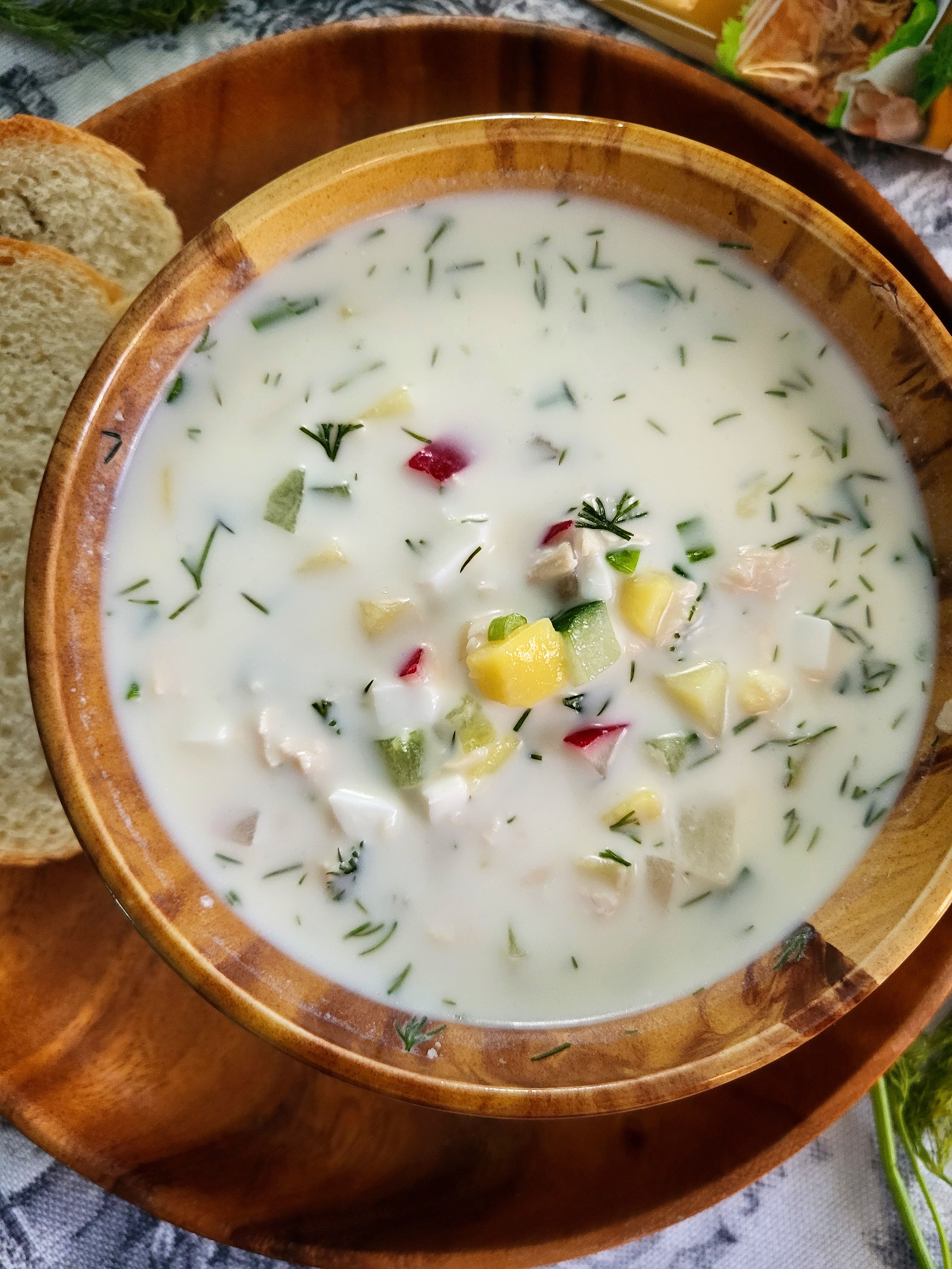 Окрошка с курицей 
