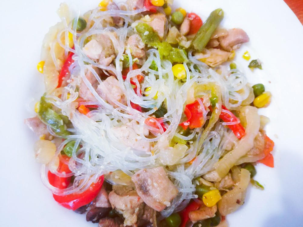 Овощи с лапшой мунг бин