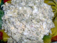 Салат со шпротами и черносливом