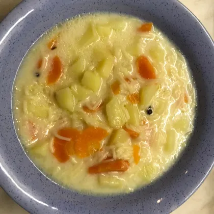 Сырный суп с «паутинкой»