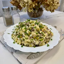 Салат с куриной печенью 