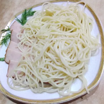 Спагетти с ветчиной