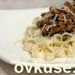 Домашняя тальятелле с соусом болоньезе (tagliatelle alla bolognese)