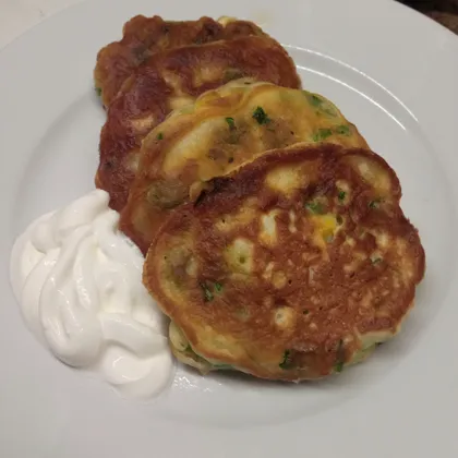 Ленивые пирожки с луком и яйцом 