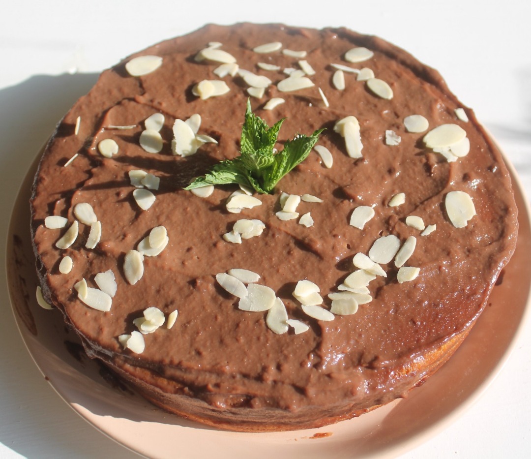 Изумительный шоколадный бисквит, пошаговый рецепт на ккал, фото, ингредиенты - Natali