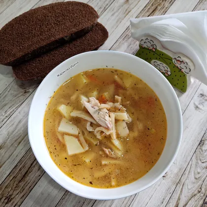 Куриный суп с лапшой и картофелем