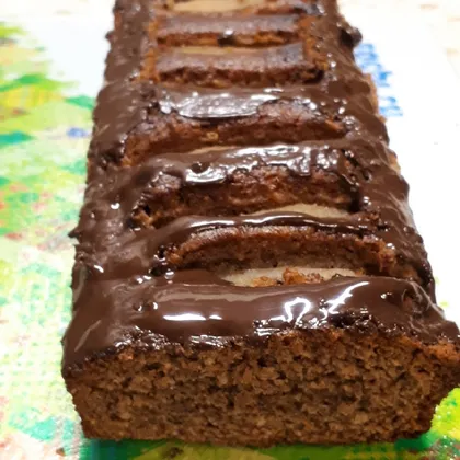 Миндально-шоколадный пирог с грушами