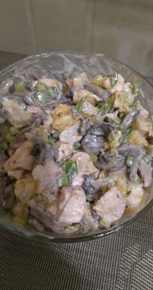 Салат "Апельсиновая курочка"