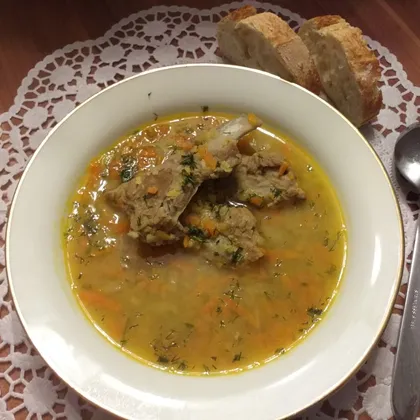 Гороховый суп со свиными рёбрышками