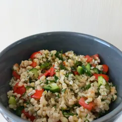 Салат с булгуром и овощами (Табуле) 