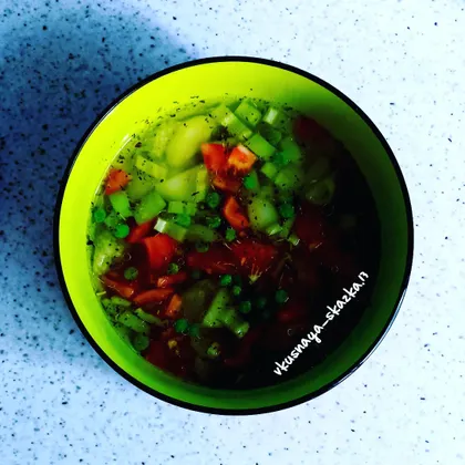 Картофельный суп с сырыми овощами