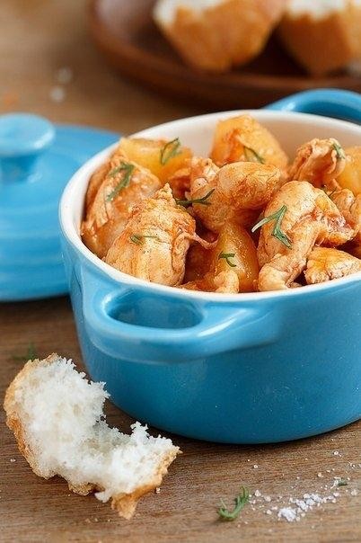 Курица с ананасом