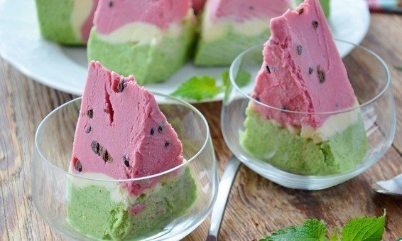 Оригинальный торт - мороженое "арбузик"