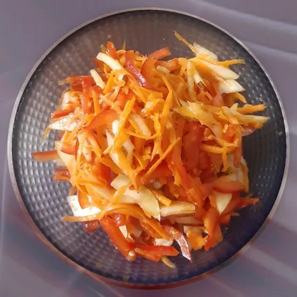 Салат 'сладкий перец + груша + морковь' в масле