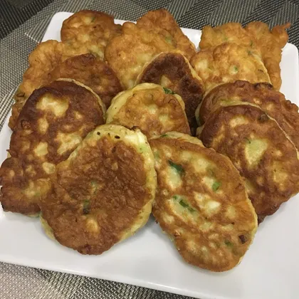 Ленивые пирожки с яйцом и зелёным луком