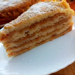 Насыпной слоёный пирог с яблоками