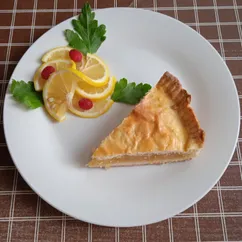 Лимонный дрожжевой пирог