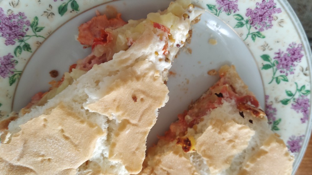 Колбасно-картофельная пицца 🍕